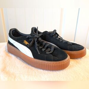 Puma Suede Sneakers